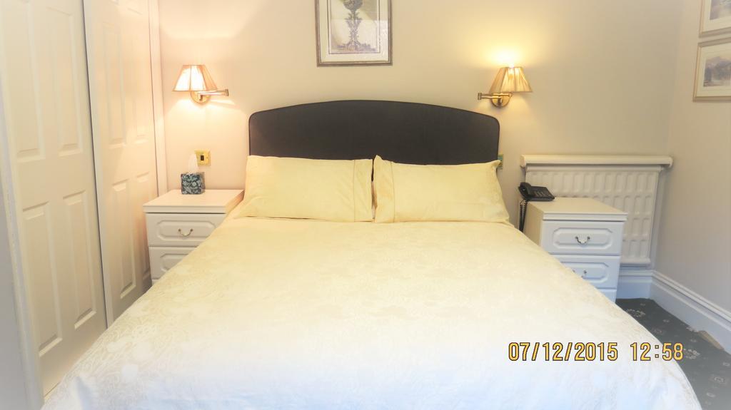 Hunters Lodge Guest House Southampton Exteriör bild